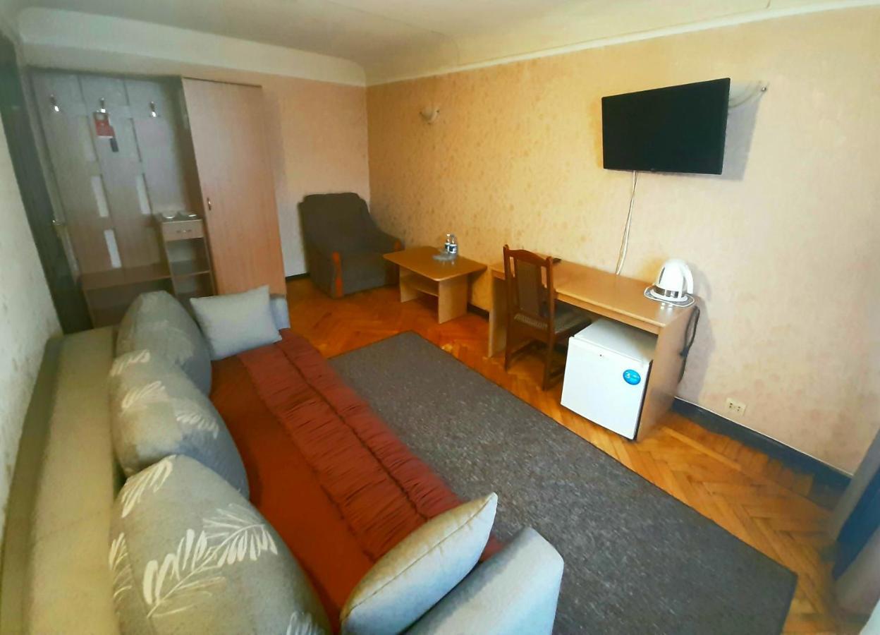 خاركيف Tourist Hotel المظهر الخارجي الصورة